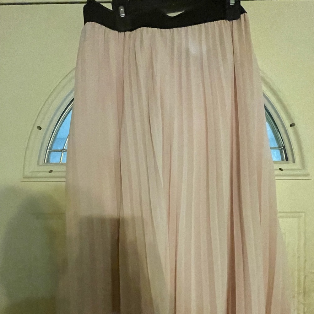 Tommy Hilfiger pleated skirt